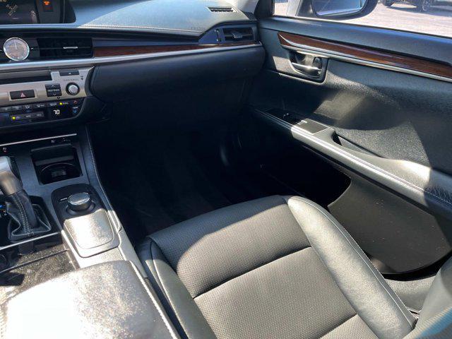 used 2017 Lexus ES 350 car, priced at $19,065