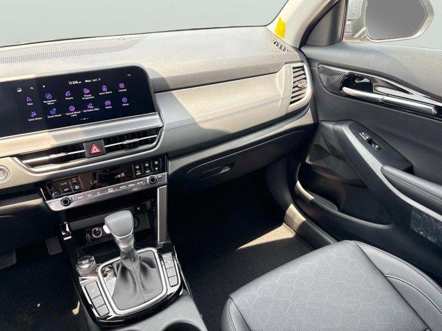 new 2025 Kia Seltos car, priced at $27,325