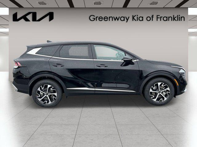 new 2025 Kia Sportage car, priced at $30,840