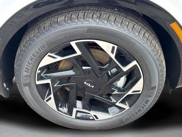 new 2025 Kia Sportage car, priced at $34,985