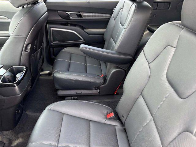 new 2025 Kia Telluride car, priced at $42,466