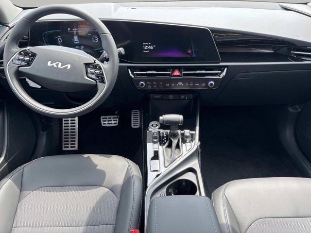 new 2025 Kia Niro car, priced at $32,140