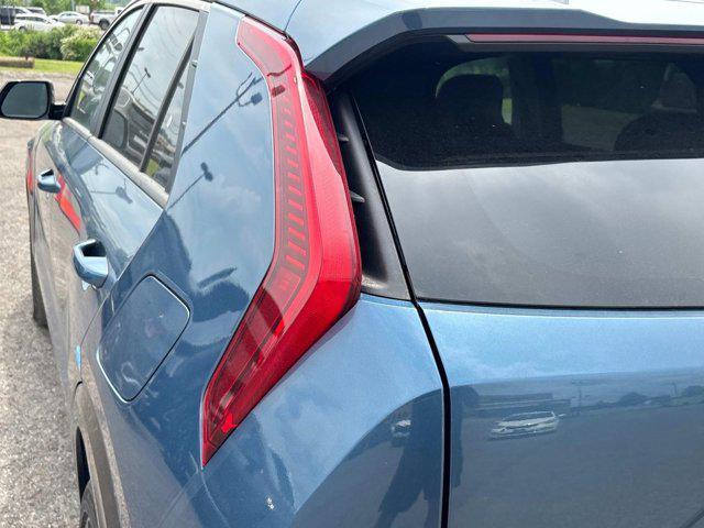 new 2025 Kia Niro car, priced at $32,140
