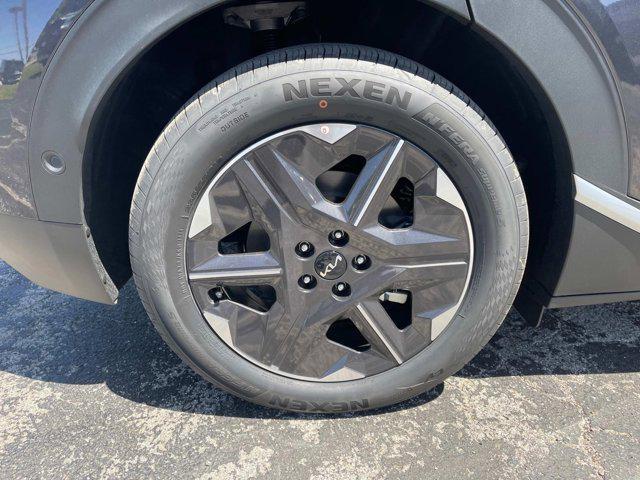 new 2025 Kia EV6 car, priced at $47,040