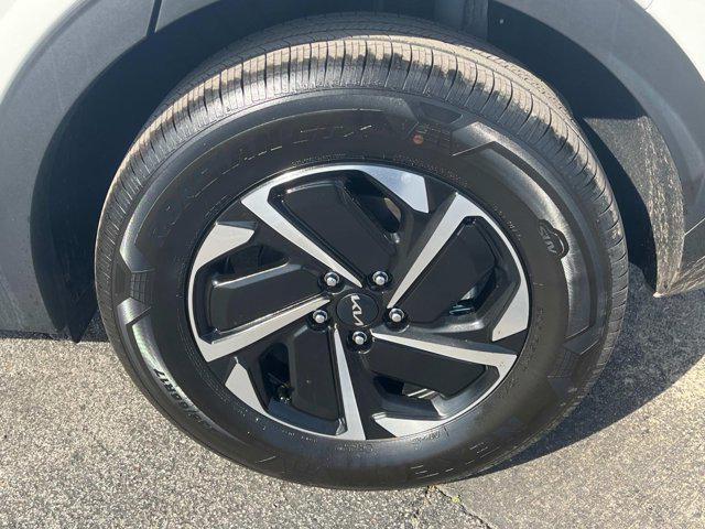 new 2025 Kia Sportage Hybrid car, priced at $31,835