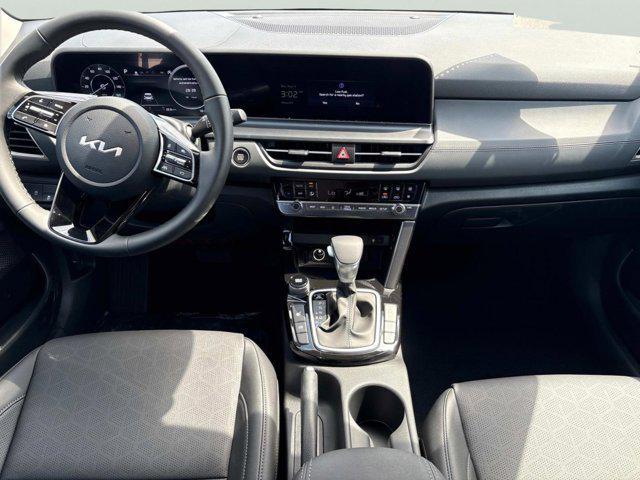 new 2025 Kia Seltos car, priced at $27,300