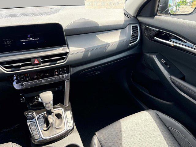 new 2025 Kia Seltos car, priced at $27,720