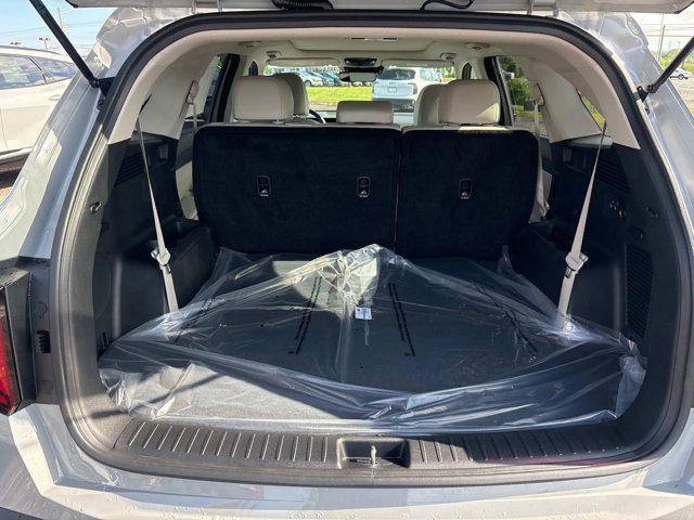 new 2025 Kia Sorento car, priced at $37,295