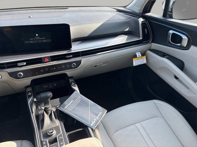 new 2025 Kia Sorento car, priced at $37,295