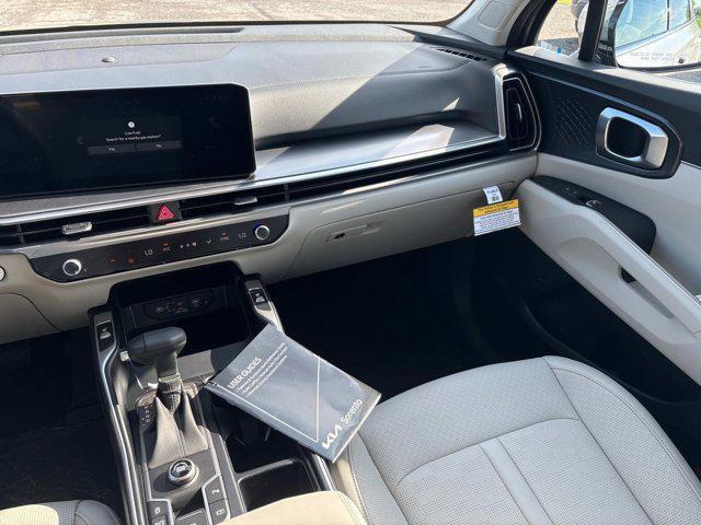 new 2025 Kia Sorento car, priced at $37,295