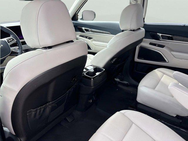 new 2025 Kia Telluride car, priced at $48,200