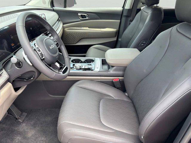 new 2026 Kia Carnival Hybrid car, priced at $42,704