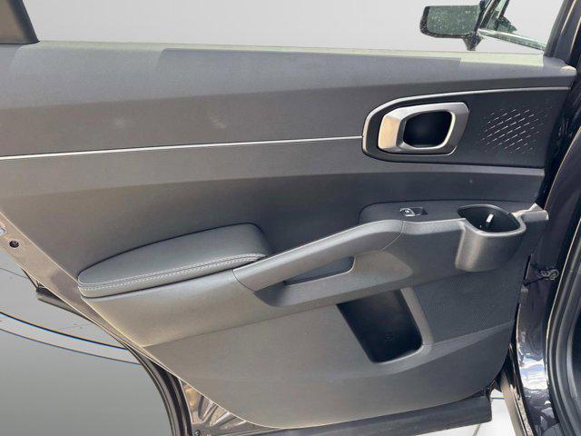 new 2025 Kia Sorento car, priced at $33,764