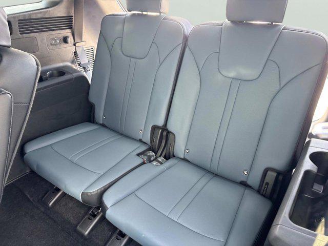 new 2025 Kia Sorento Hybrid car, priced at $46,650