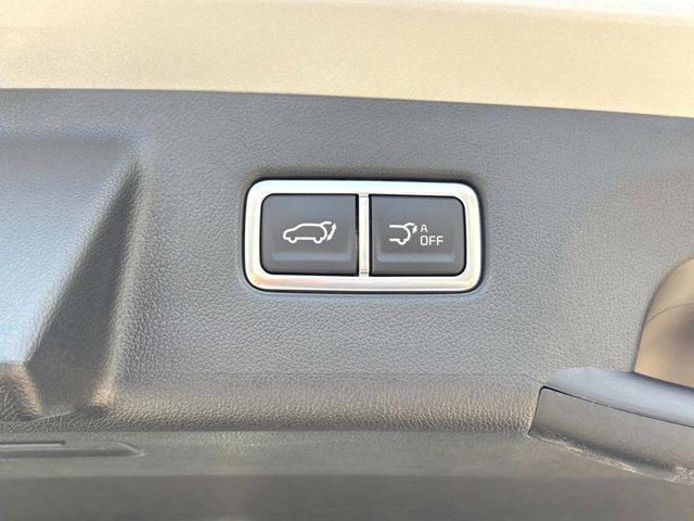 new 2025 Kia Sorento Hybrid car, priced at $46,650