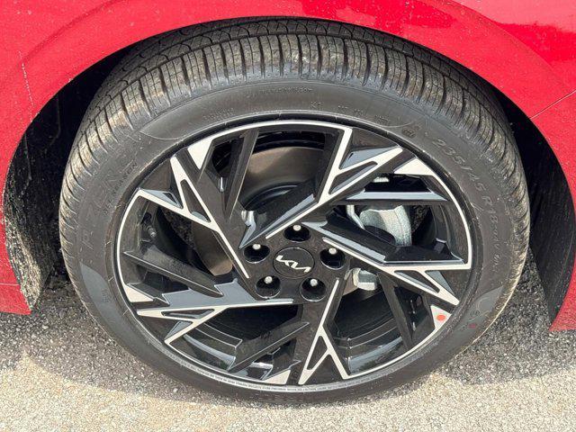 new 2025 Kia K5 car, priced at $30,645
