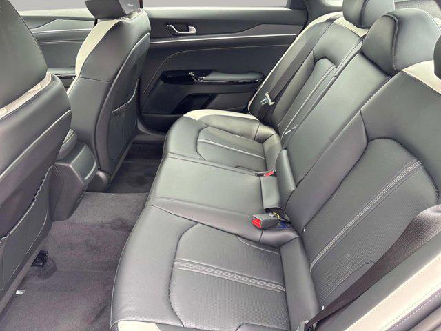 new 2025 Kia K5 car, priced at $30,645