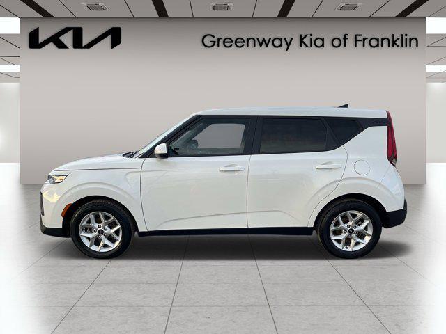 used 2022 Kia Soul car, priced at $17,290