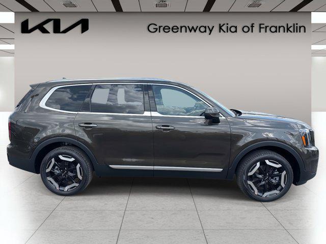 new 2025 Kia Telluride car, priced at $43,880