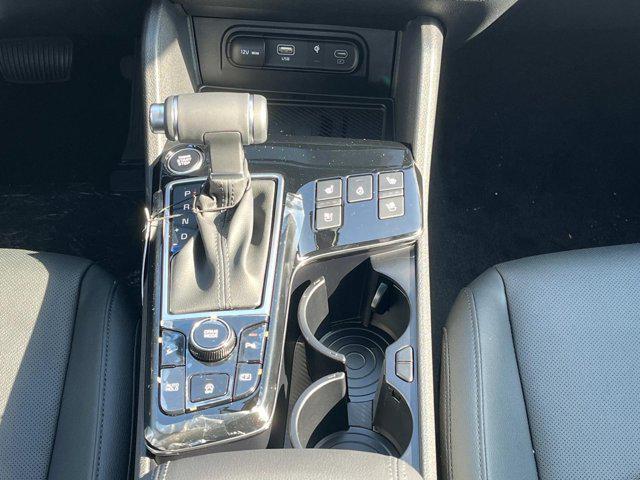 new 2025 Kia Sportage car, priced at $35,245