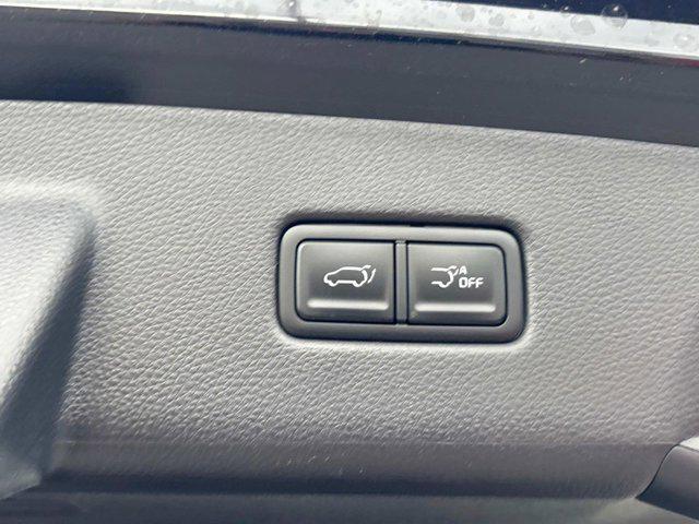 new 2025 Kia Carnival Hybrid car, priced at $49,755