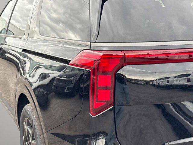 new 2025 Kia Carnival Hybrid car, priced at $49,755