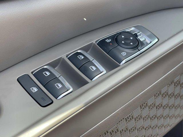 new 2025 Kia Carnival car, priced at $39,151