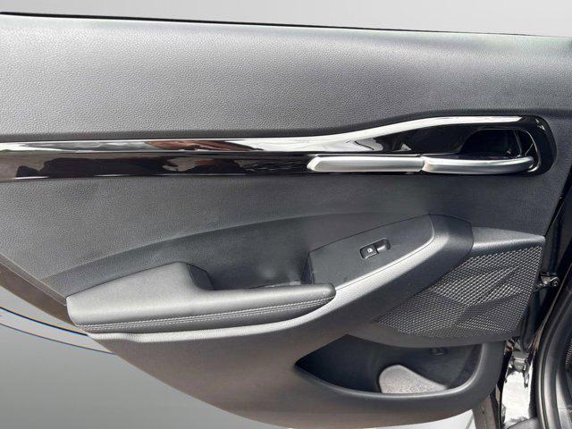 new 2025 Kia Seltos car, priced at $27,720