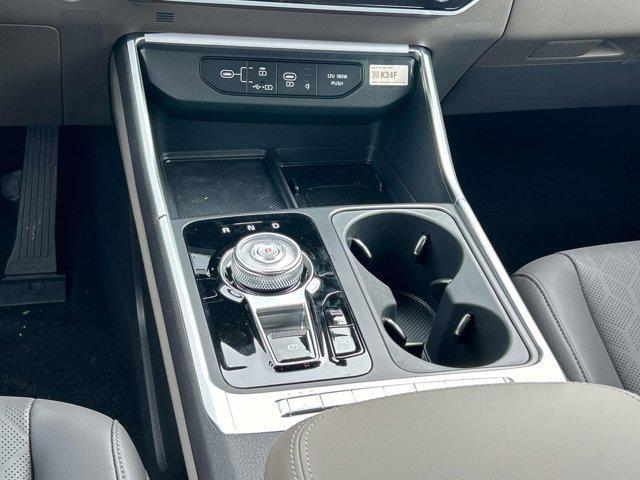 new 2025 Kia Carnival Hybrid car, priced at $43,360
