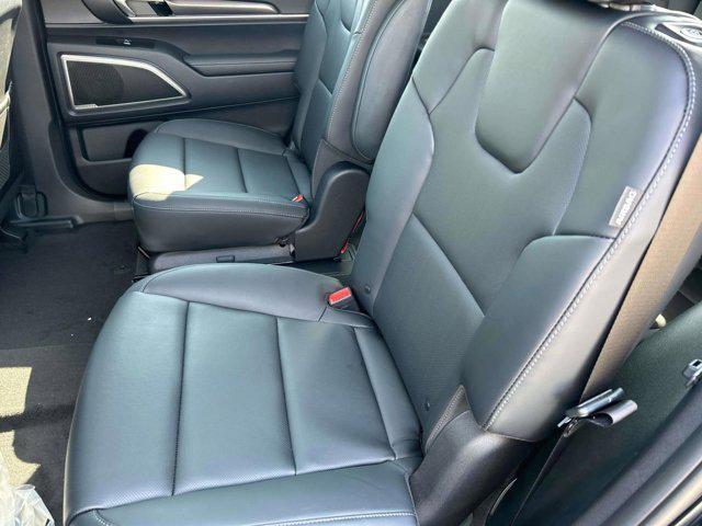 new 2025 Kia Telluride car, priced at $44,255