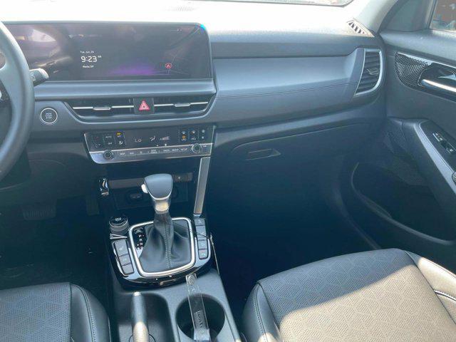 new 2025 Kia Seltos car, priced at $28,725