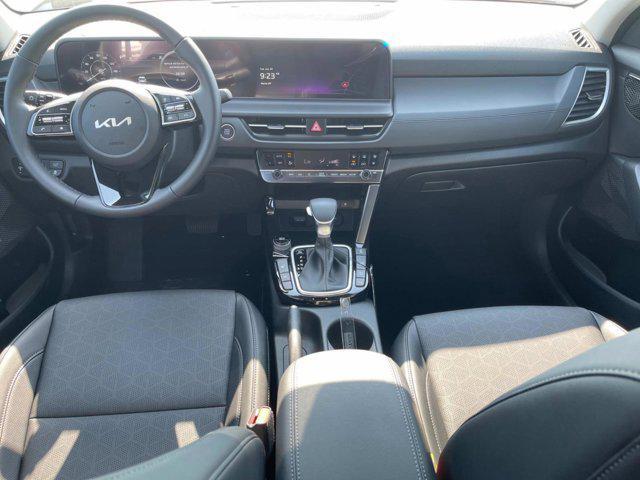 new 2025 Kia Seltos car, priced at $28,725