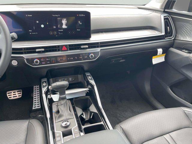 new 2025 Kia Sorento car, priced at $42,196