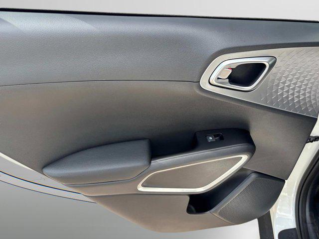 new 2025 Kia Soul car, priced at $22,105