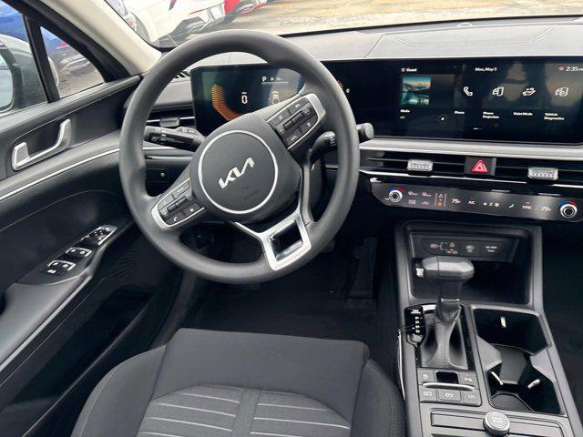 new 2025 Kia K5 car, priced at $27,550