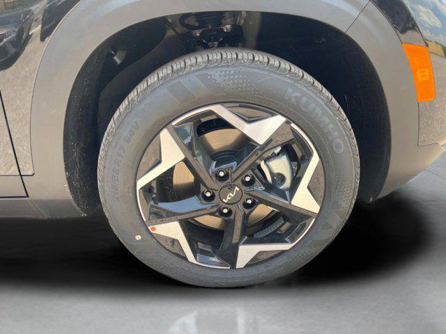 new 2025 Kia Seltos car, priced at $27,980