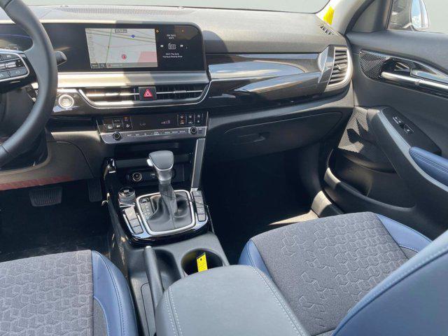 new 2025 Kia Seltos car, priced at $27,980