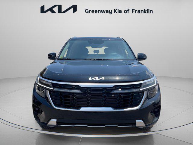 new 2025 Kia Seltos car, priced at $27,980