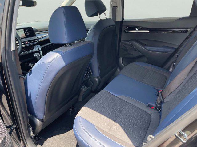 new 2025 Kia Seltos car, priced at $27,980