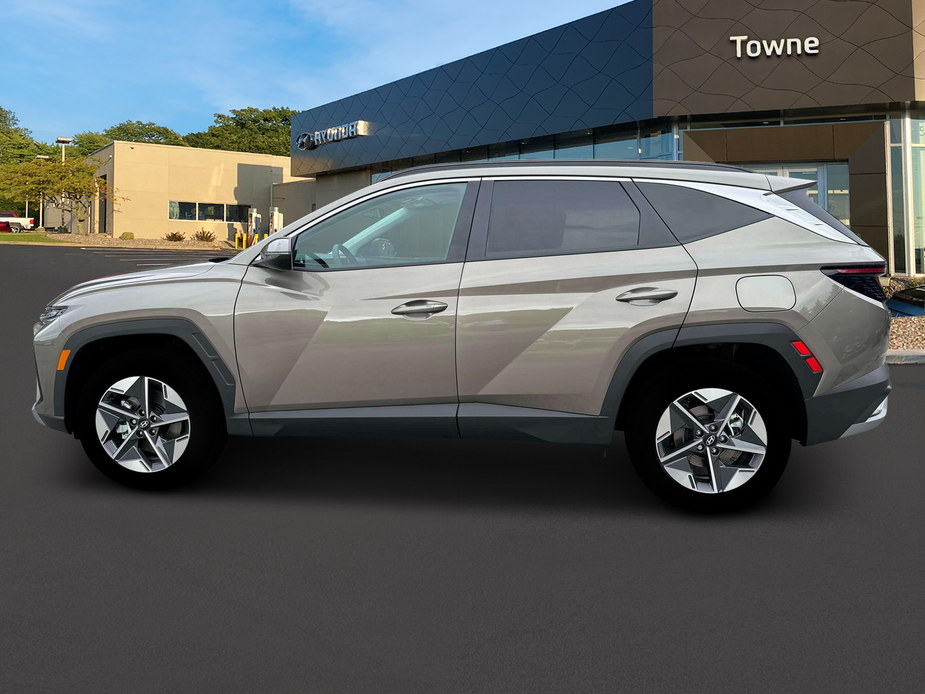 new 2025 Hyundai Tucson Hybrid car, priced at $38,065