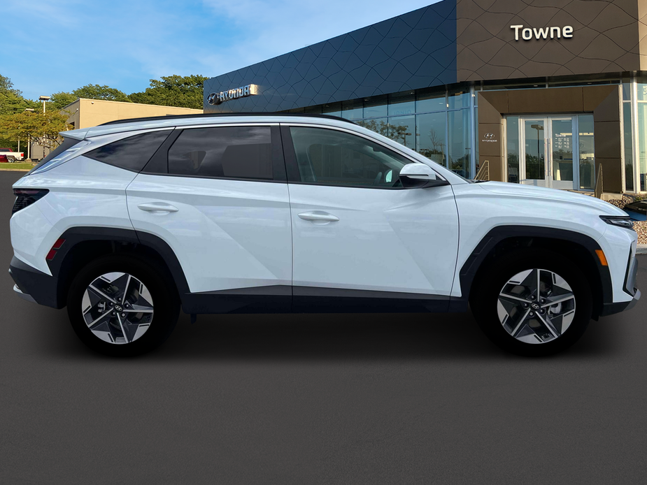 new 2025 Hyundai Tucson Hybrid car, priced at $38,465