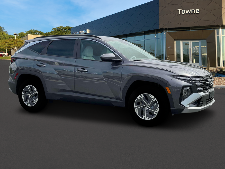 new 2025 Hyundai Tucson Hybrid car, priced at $35,200