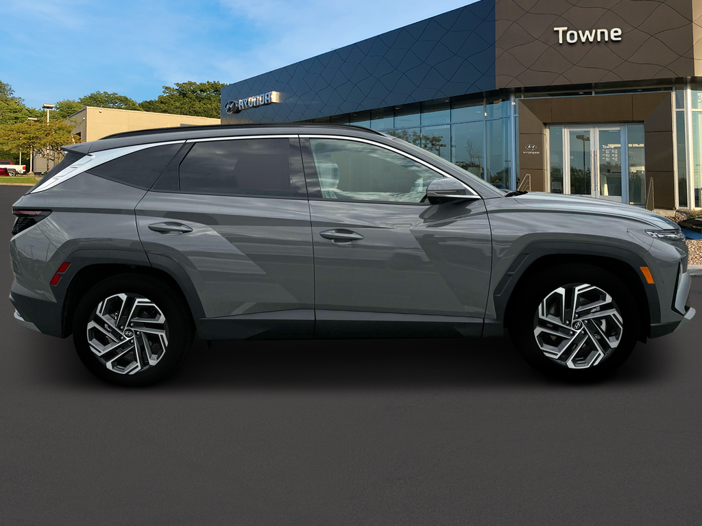 new 2025 Hyundai Tucson car, priced at $43,075