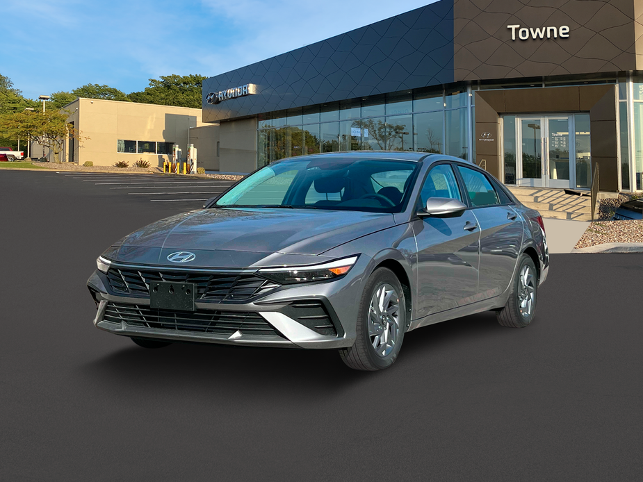 new 2024 Hyundai Elantra car, priced at $25,310