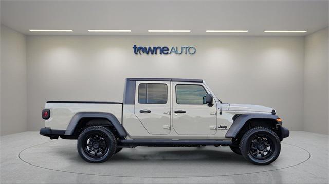 used 2020 Jeep Gladiator car, priced at $29,924