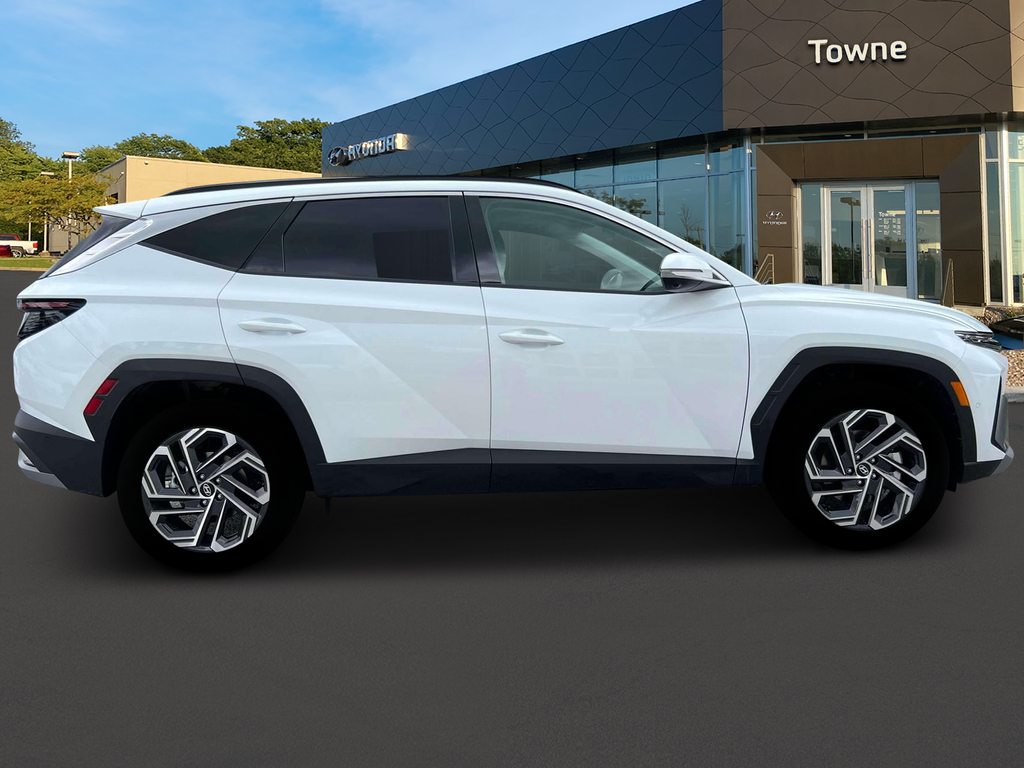 new 2025 Hyundai TUCSON Hybrid car, priced at $43,755