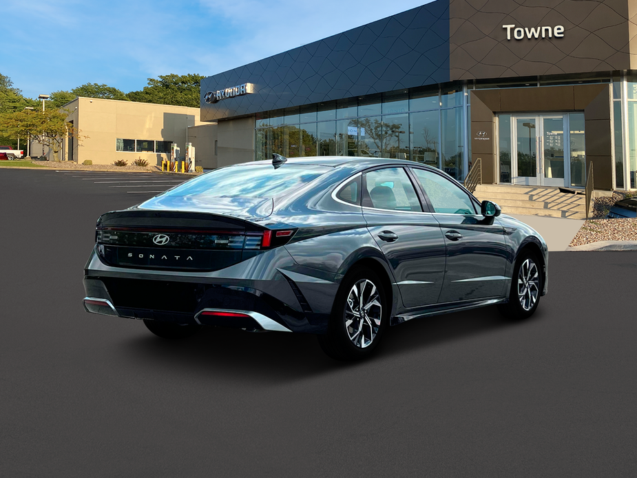 new 2024 Hyundai Sonata car, priced at $29,220