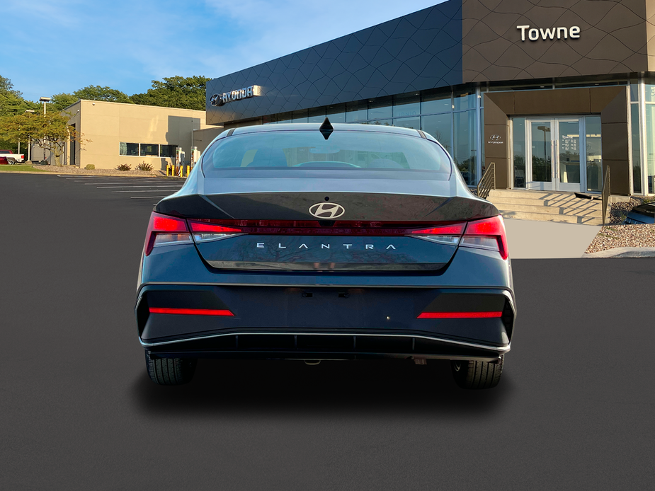 new 2024 Hyundai Elantra car, priced at $25,065