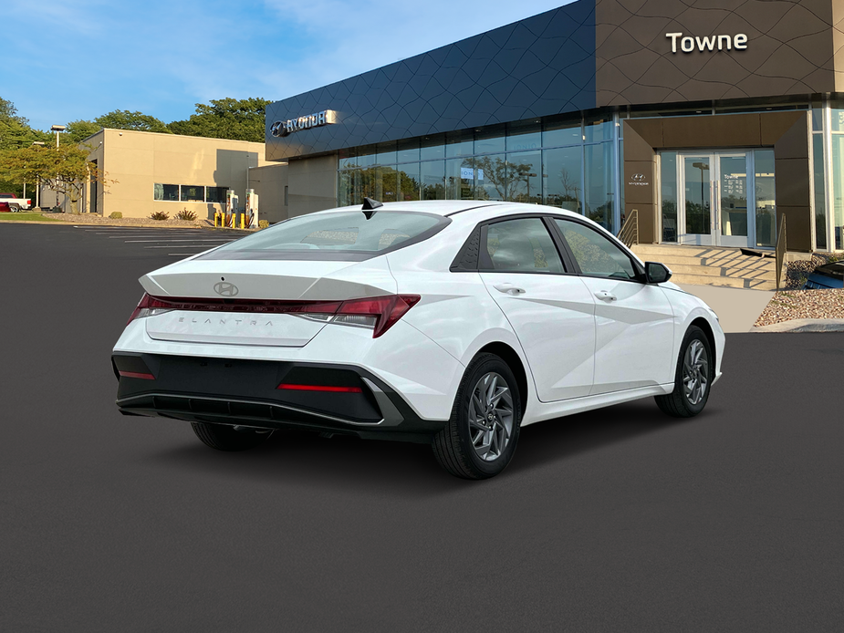 new 2024 Hyundai Elantra car, priced at $27,485