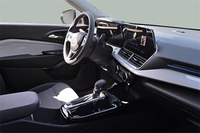 used 2024 Chevrolet Trax car, priced at $20,563